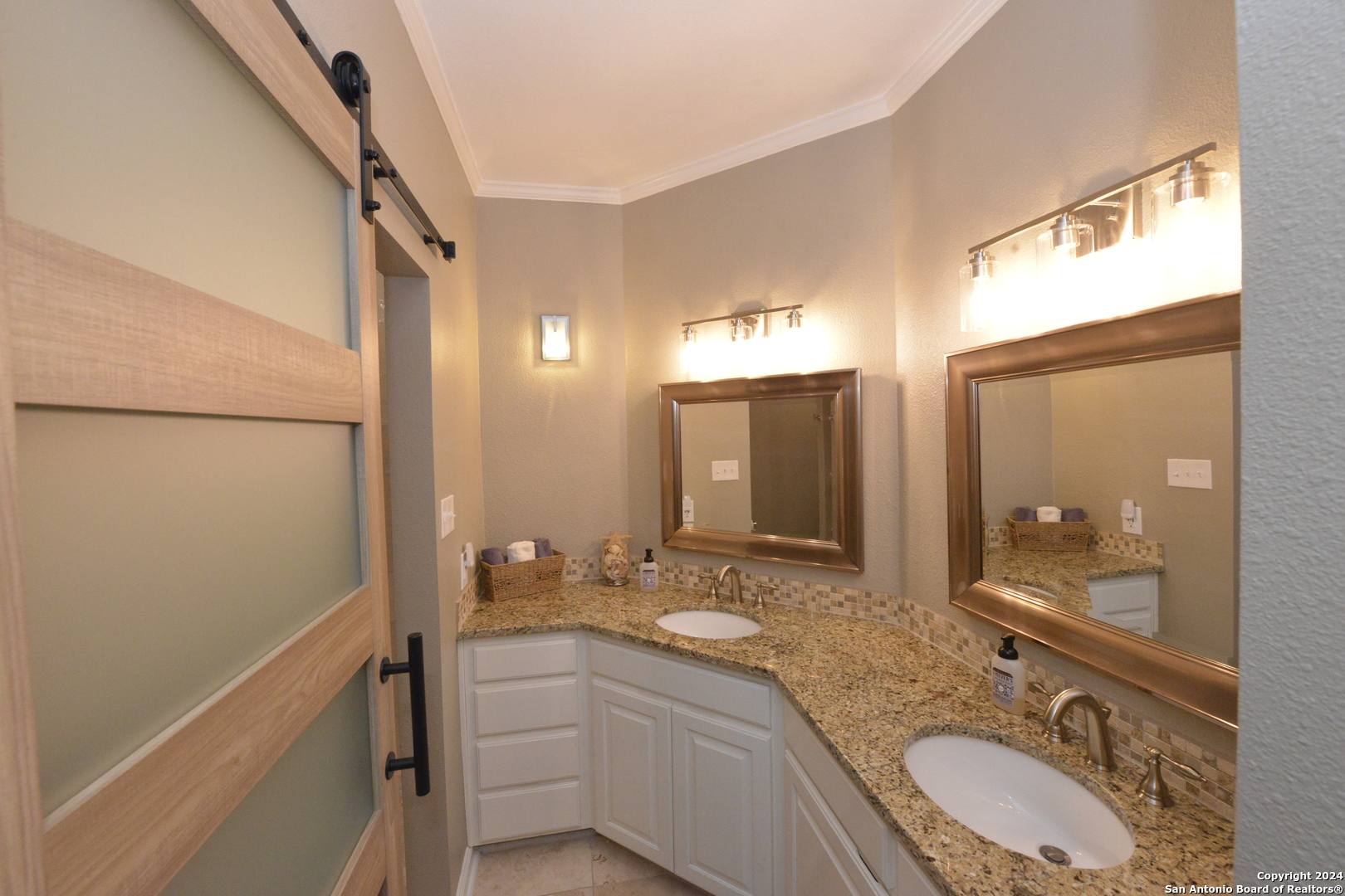 2211 Postoak Court San Antonio TX 78248
