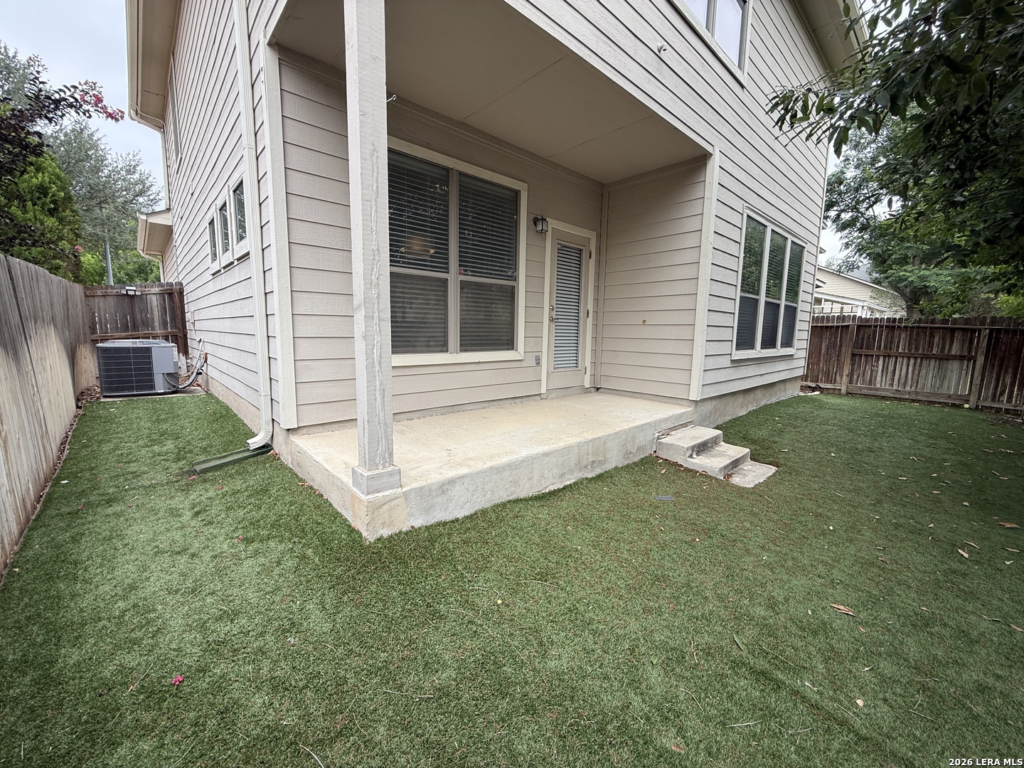 6122 Pecan Tree San Antonio TX 78240