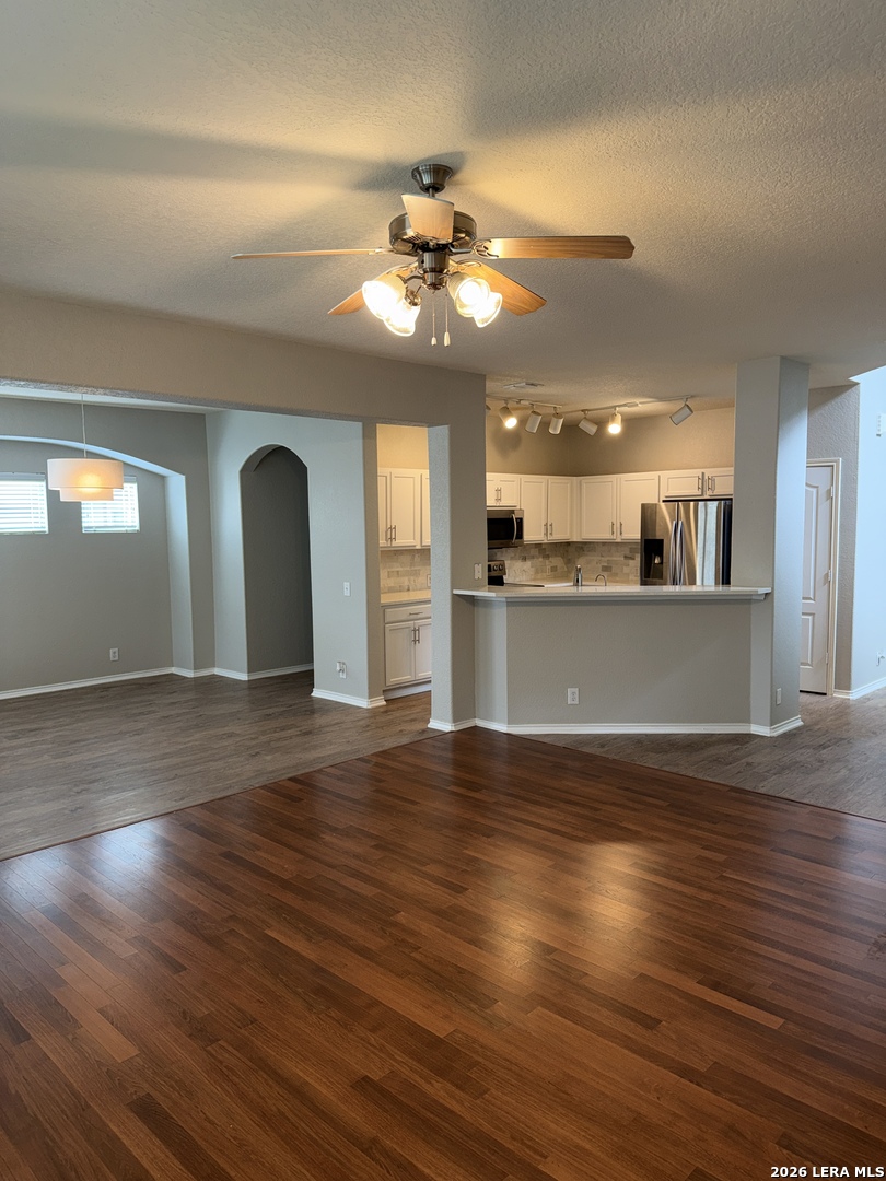 6122 Pecan Tree San Antonio TX 78240