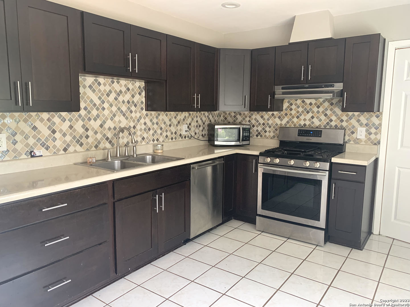 5511 Eaglewood Street San Antonio TX 78233