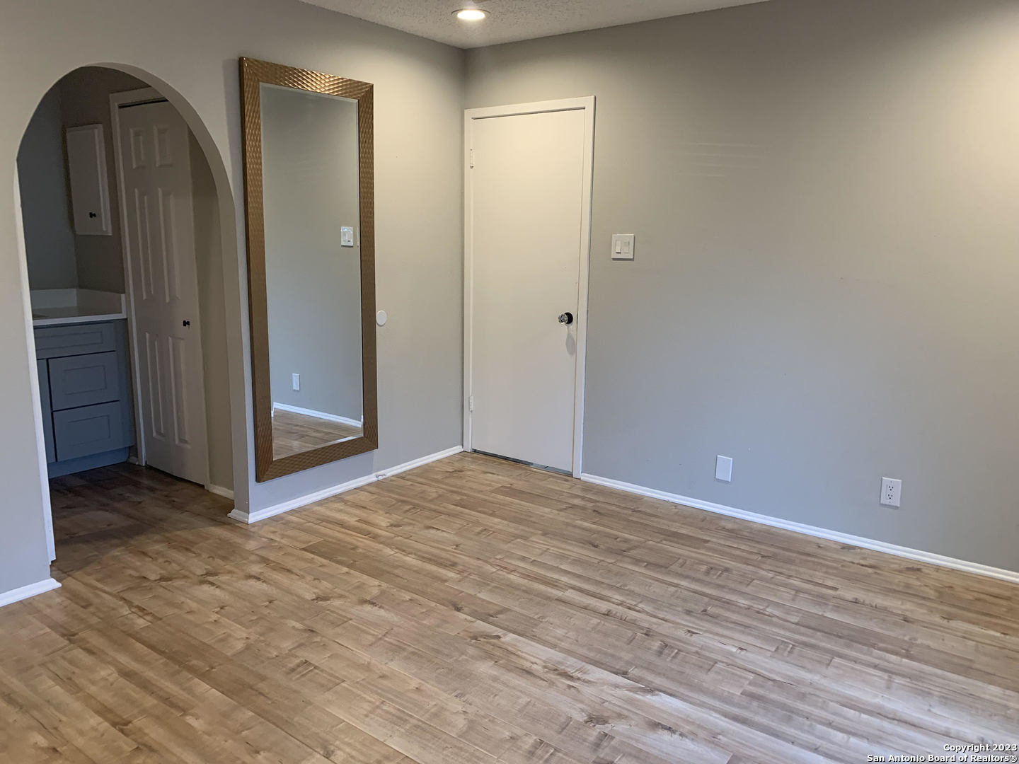5511 Eaglewood Street San Antonio TX 78233