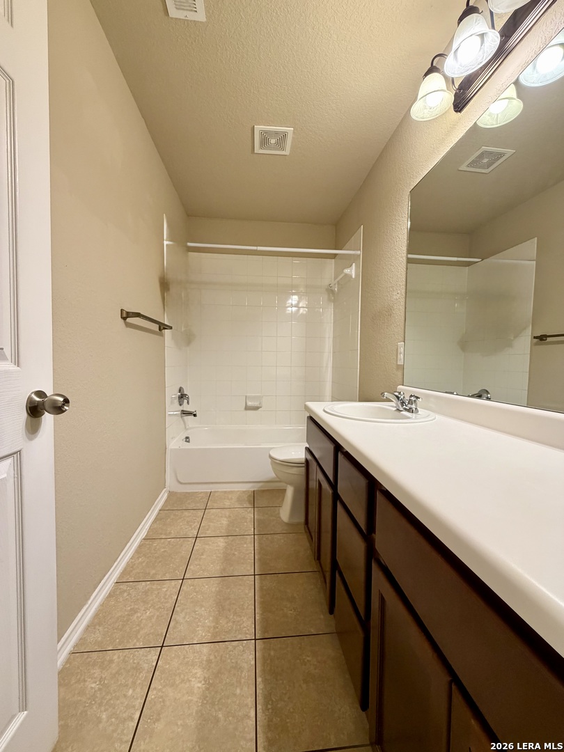 419 Dolly Drive Converse TX 78109