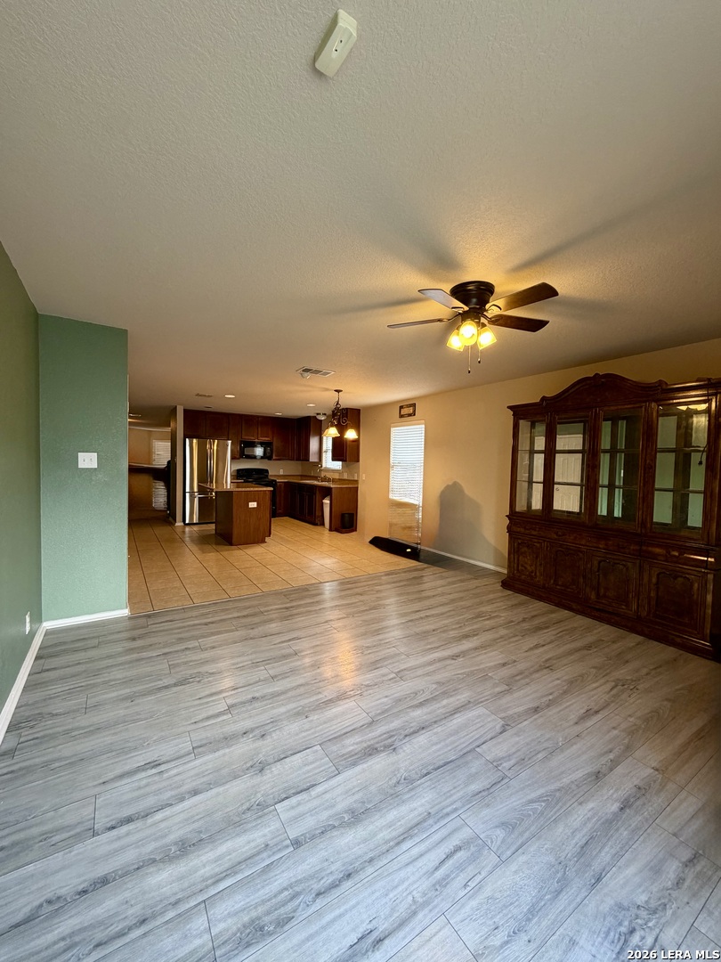 419 Dolly Drive Converse TX 78109