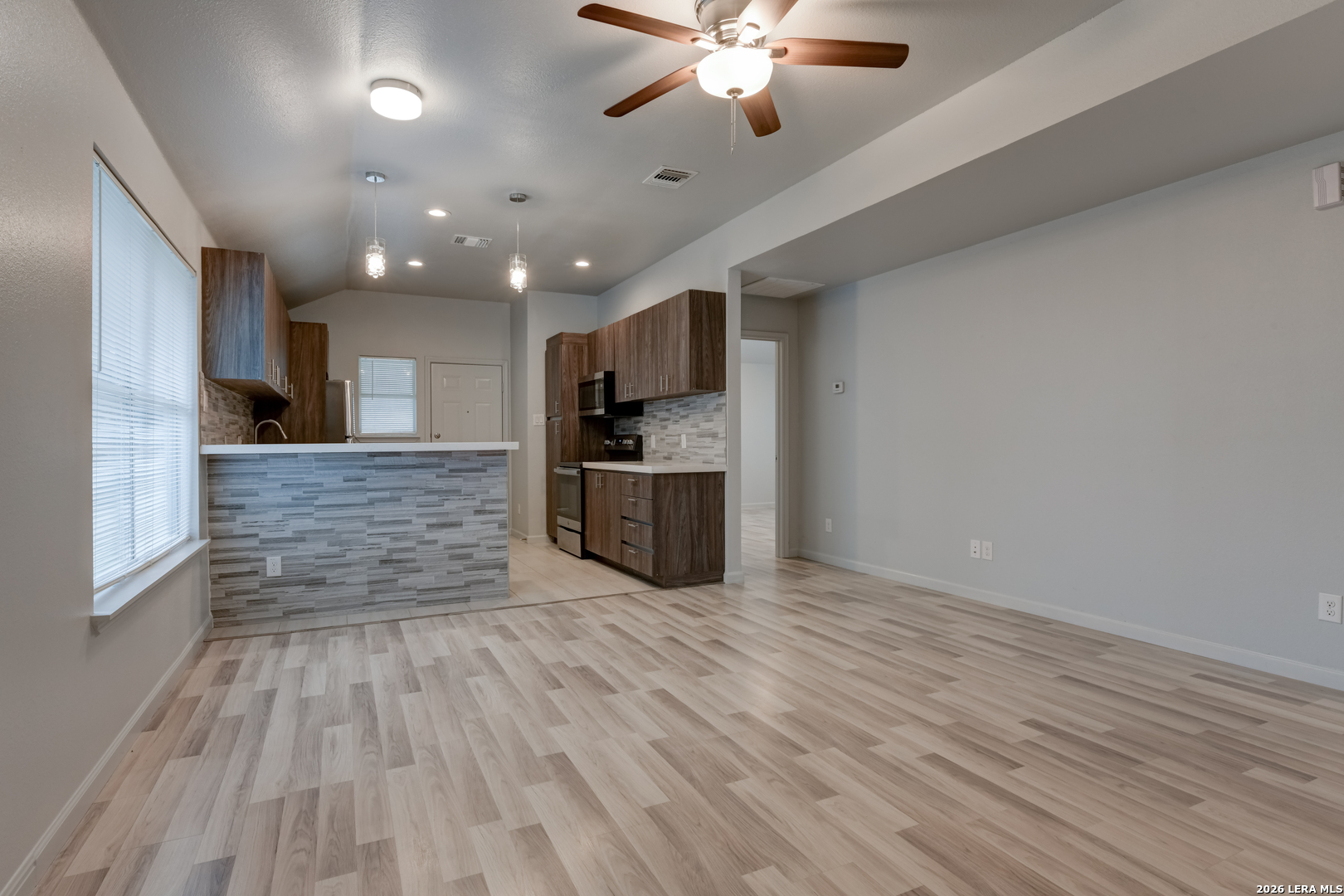 6626 Woodstock San Antonio TX 78223