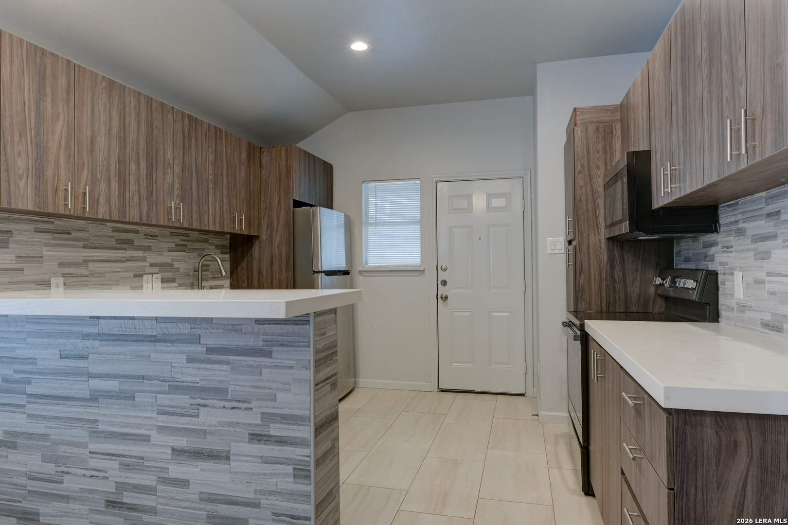 6626 Woodstock San Antonio TX 78223