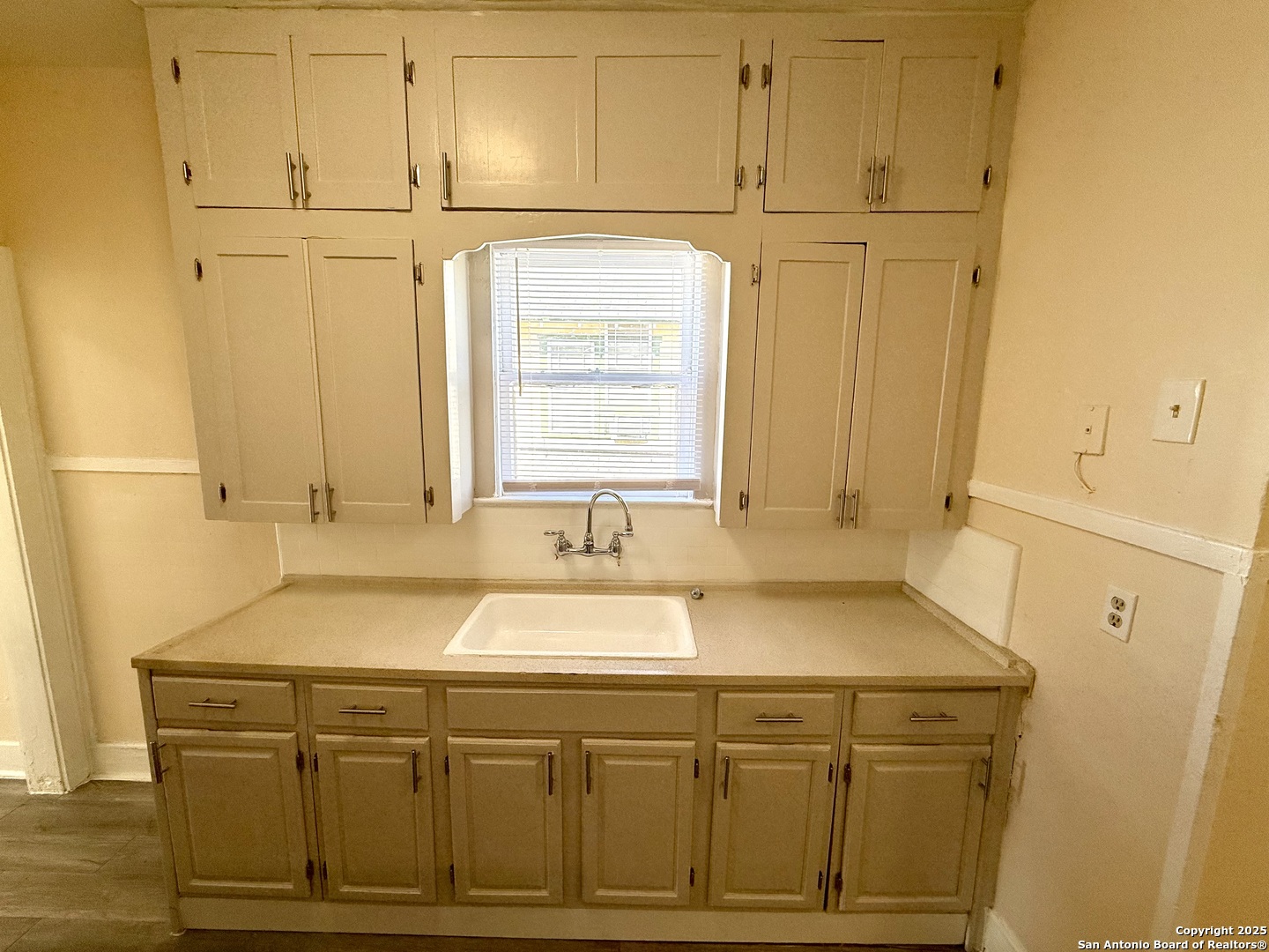 409 Canton San Antonio TX 78202