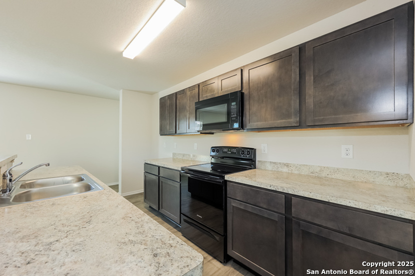5126 Blue Ranch San Antonio TX 78223