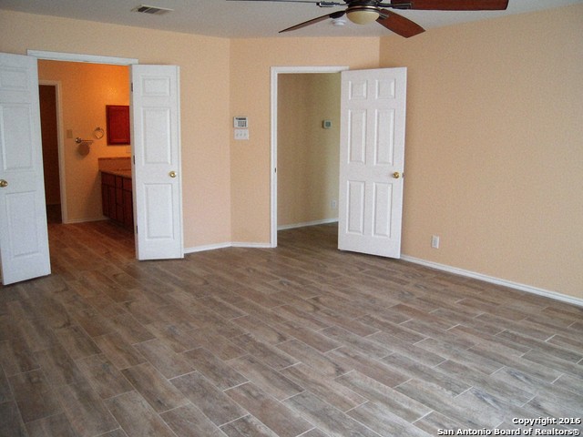 4223 Whitney Green San Antonio TX 78244