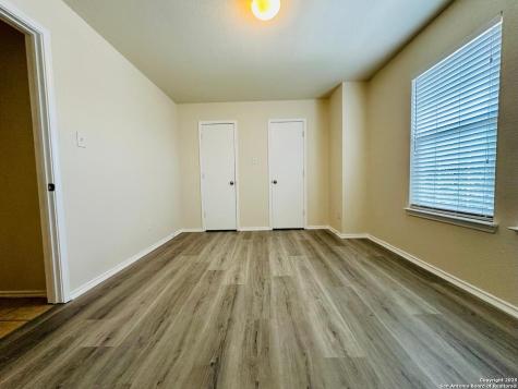 9414 Ingleton San Antonio TX 78245