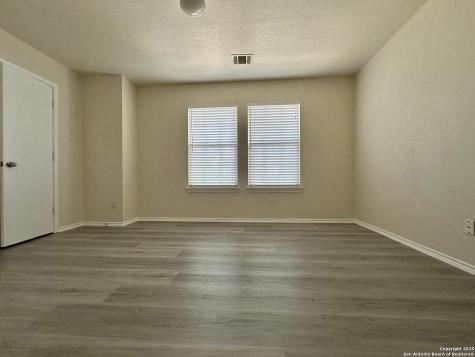9414 Ingleton San Antonio TX 78245