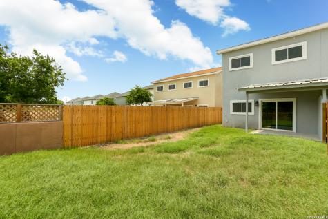 8611 Key Windy Way Converse TX 78109