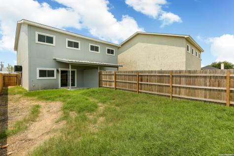 8611 Key Windy Way Converse TX 78109