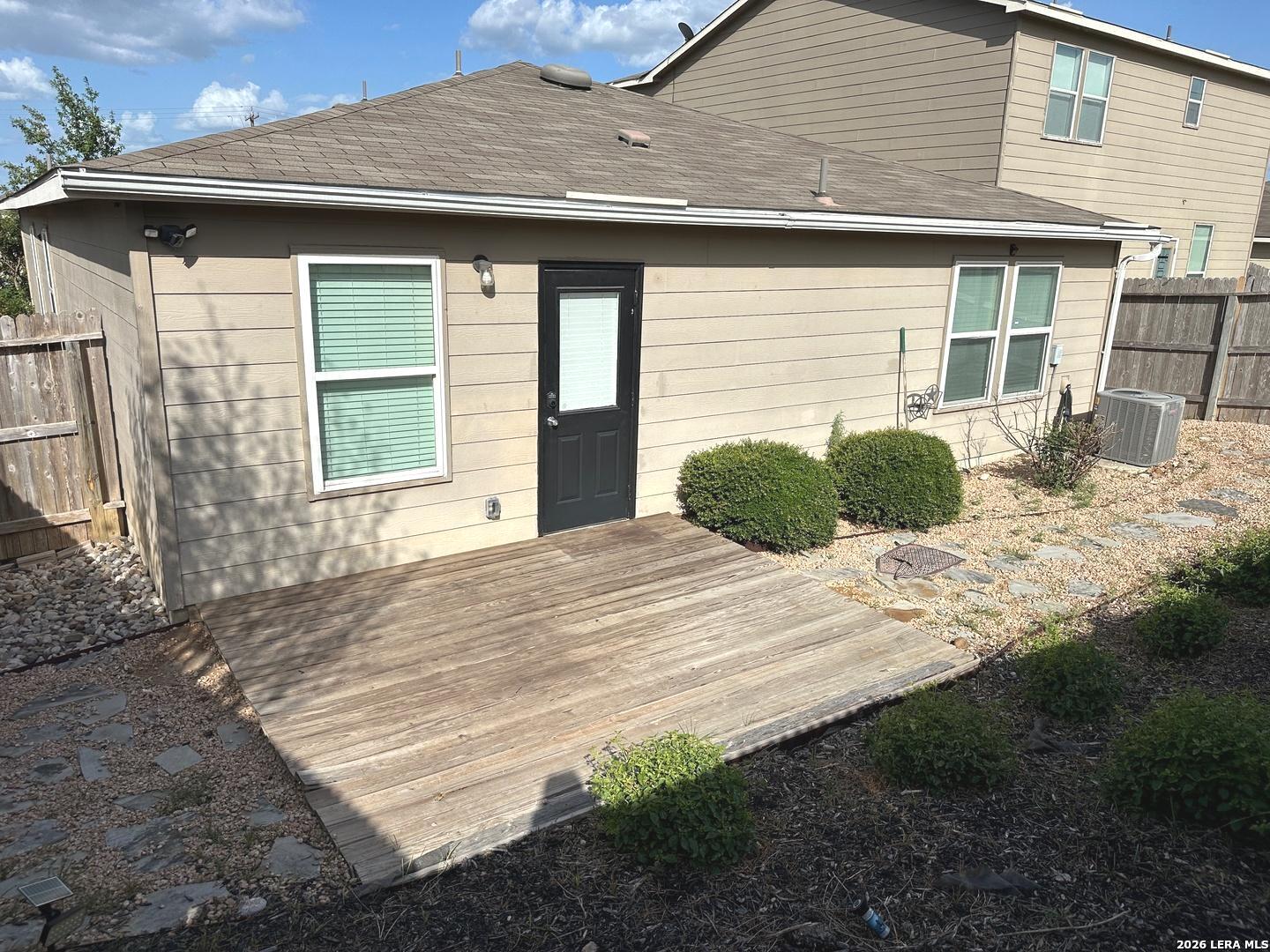24251 Invitation Oak San Antonio TX 78261