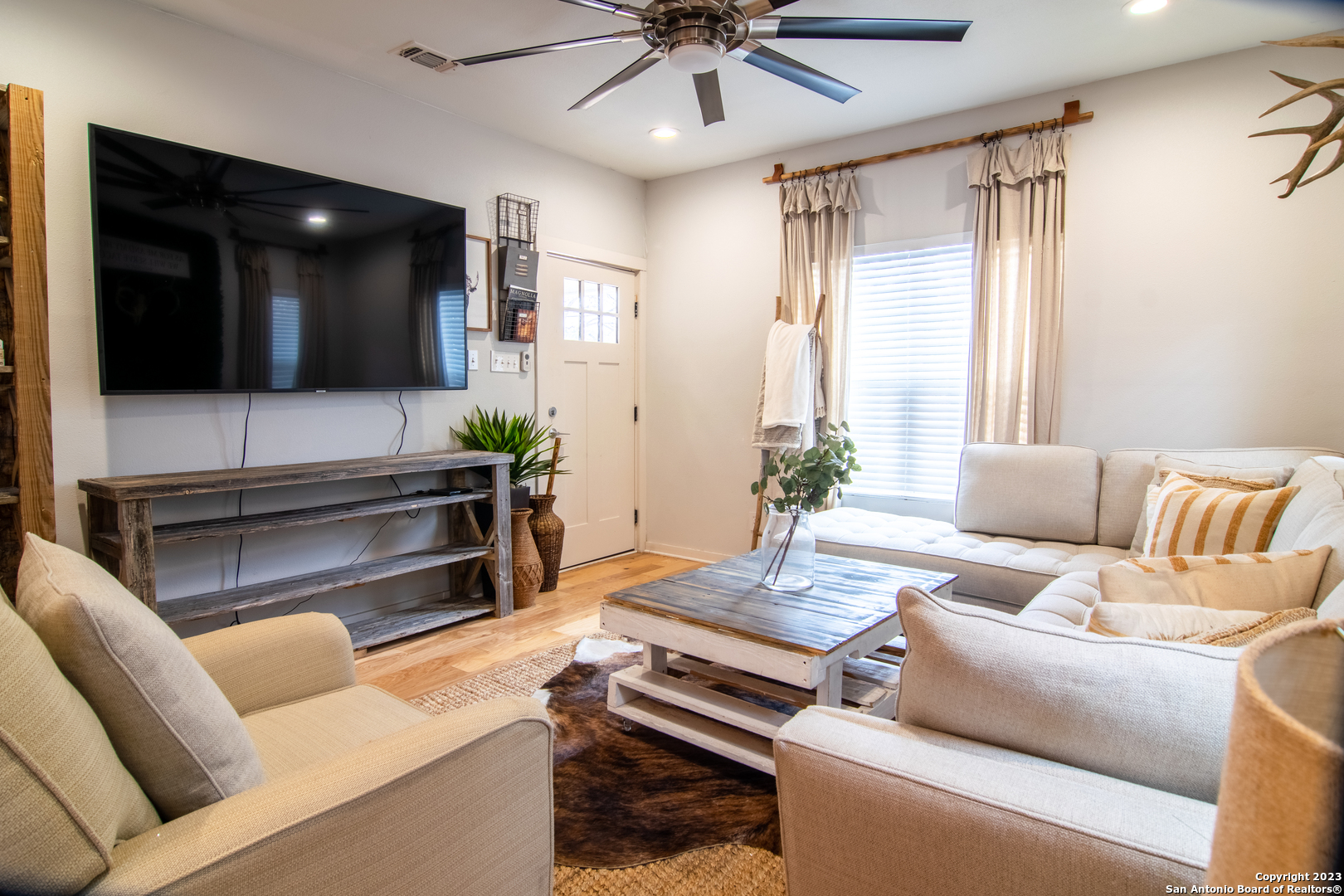 705 W Elsmere Place San Antonio TX 78212