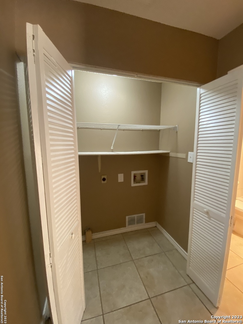 8406 Forest Ridge Drive San Antonio TX 78239