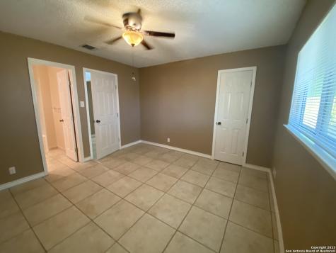 8406 Forest Ridge Drive San Antonio TX 78239