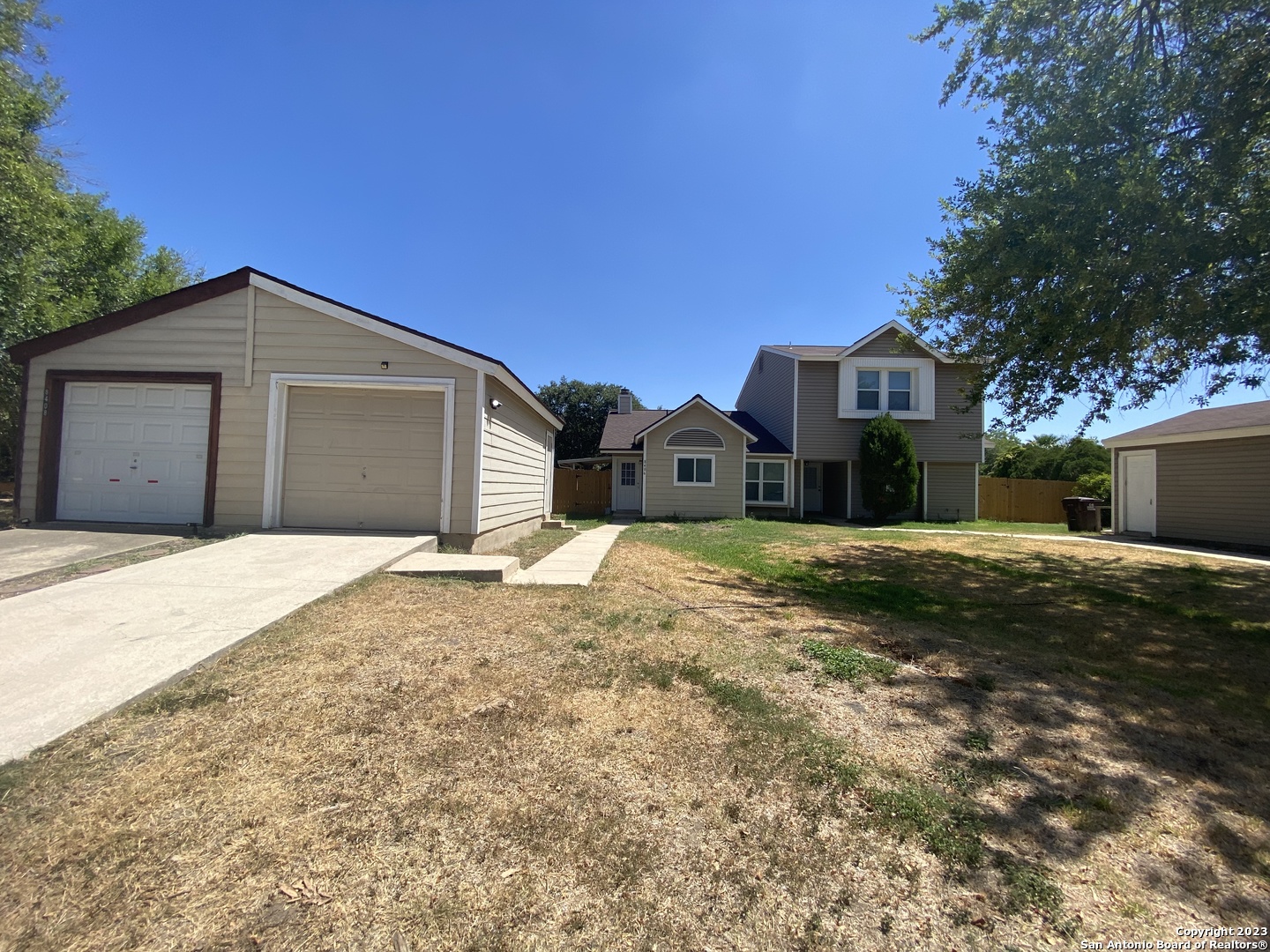8406 Forest Ridge Drive San Antonio TX 78239