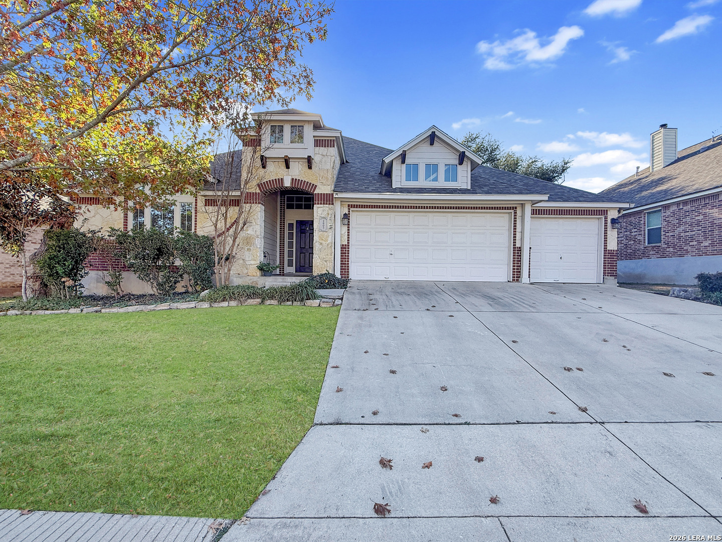 1803 Lookout Forest San Antonio TX 78260