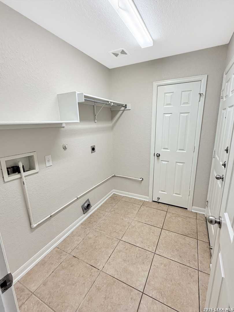 1803 Lookout Forest San Antonio TX 78260