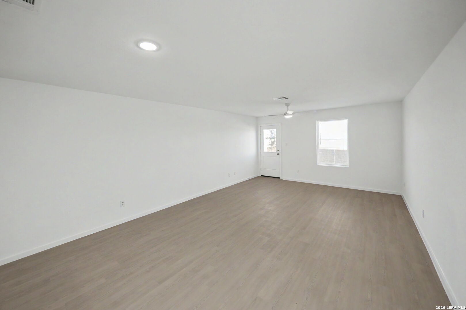 4835 Daisy Blossom Converse TX 78109
