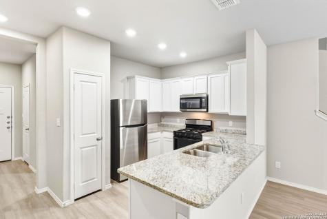 266 Stefan Estate San Antonio TX 78253