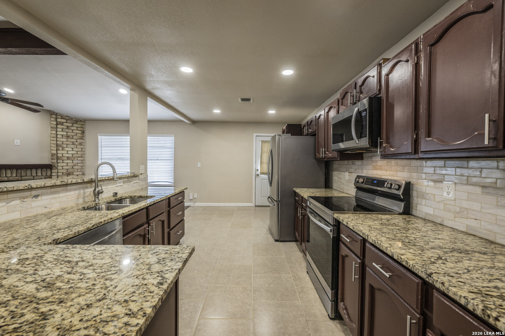 8822 Bridington San Antonio TX 78239