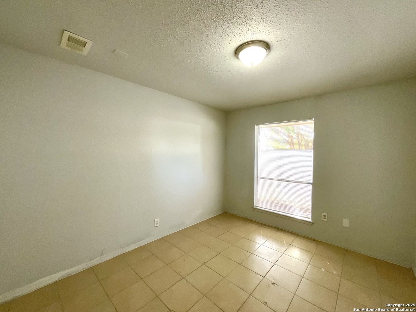 7237 Glen Bay San Antonio TX 78239