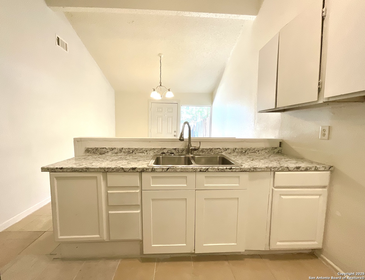 7237 Glen Bay San Antonio TX 78239
