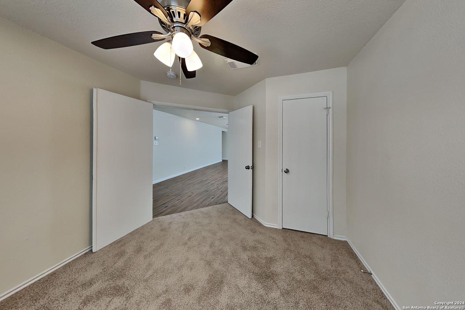 9603 Silver Crown San Antonio TX 78254