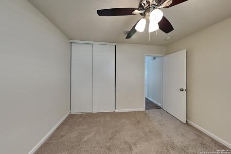 9603 Silver Crown San Antonio TX 78254