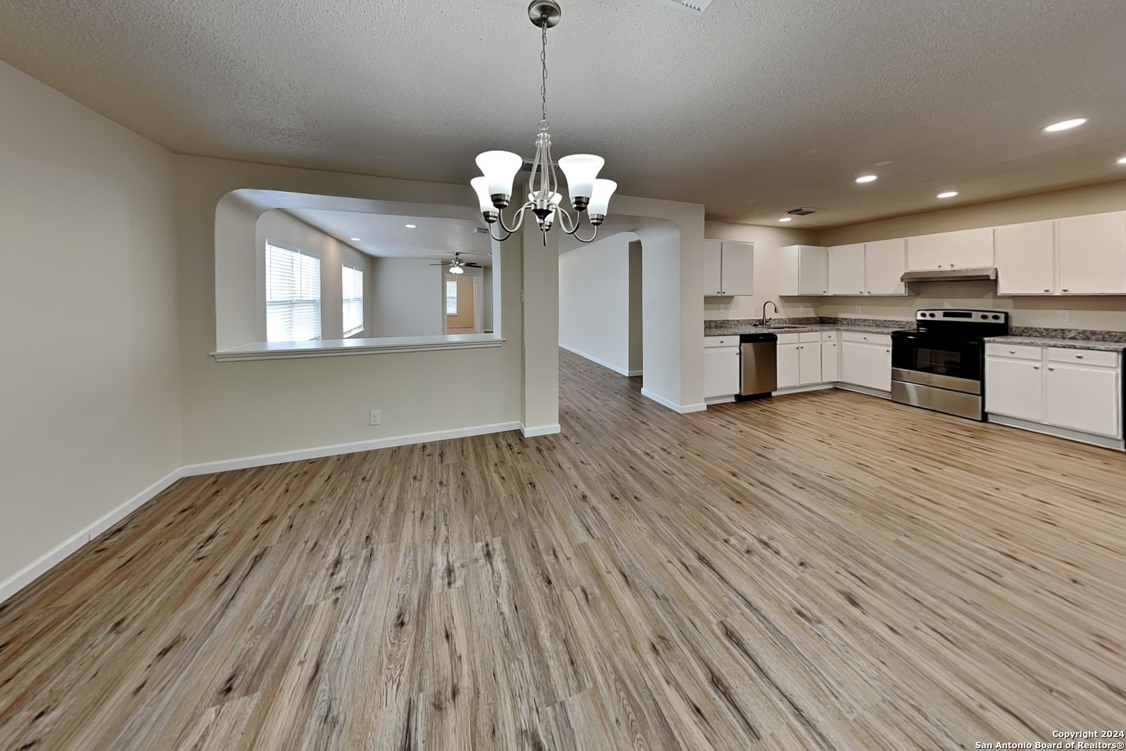 9603 Silver Crown San Antonio TX 78254