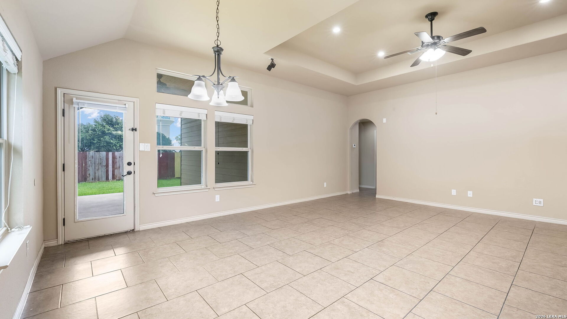 15606 Fox Lane Selma TX 78154