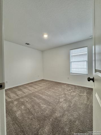 9208 James Bowie Seguin TX 78155
