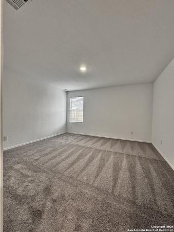 9208 James Bowie Seguin TX 78155