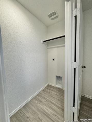 9208 James Bowie Seguin TX 78155