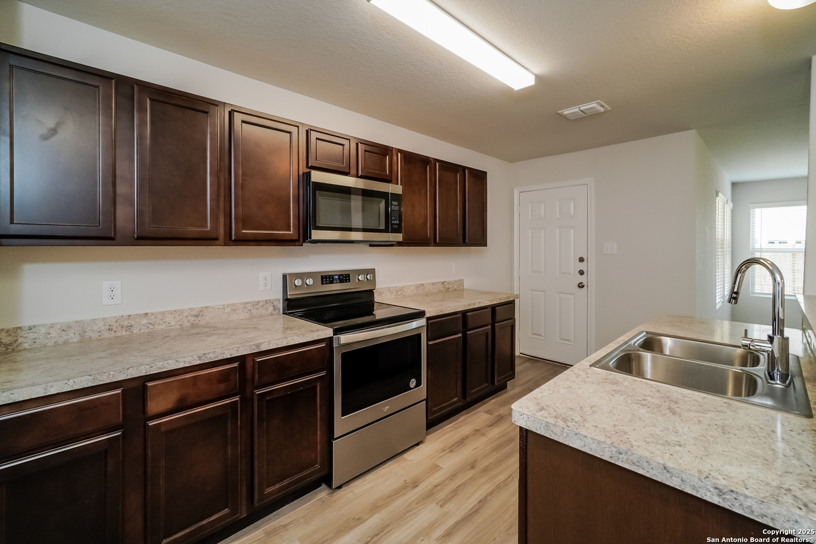 10420 Green Branch San Antonio TX 78223