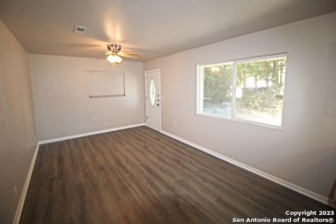 819 Zachry Drive San Antonio TX 78228