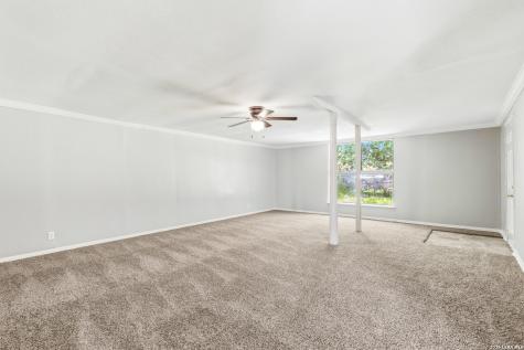 4863 Castle Shield San Antonio TX 78218