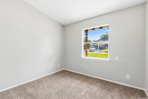 4863 Castle Shield San Antonio TX 78218