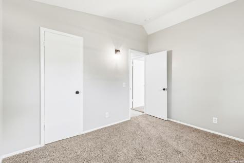 4863 Castle Shield San Antonio TX 78218