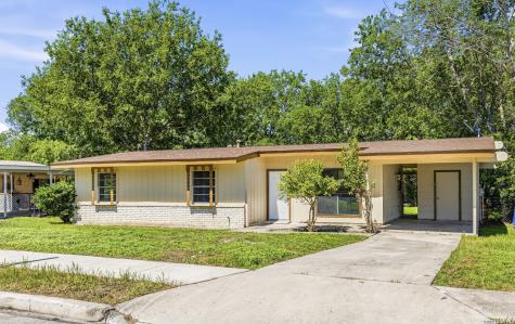 4863 Castle Shield San Antonio TX 78218