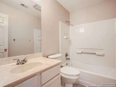 7722 Wexford Square San Antonio TX 78240