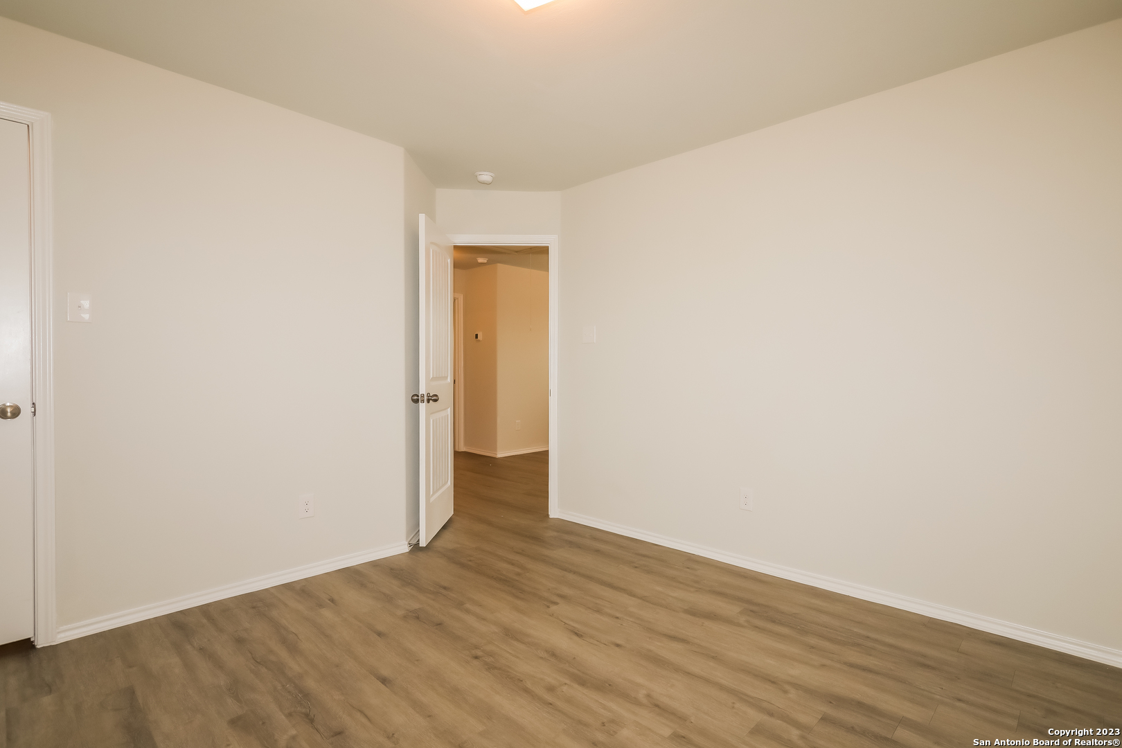 9311 Evening Shade Court San Antonio TX 78211