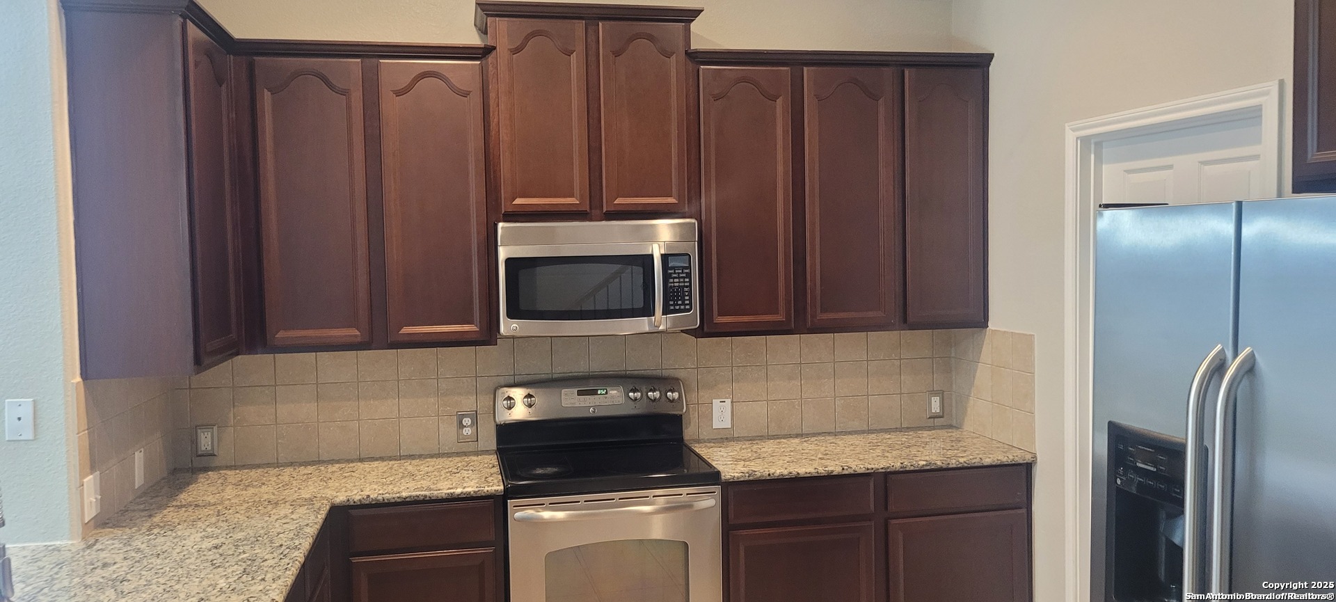 225 Country Vale Cibolo TX 78108