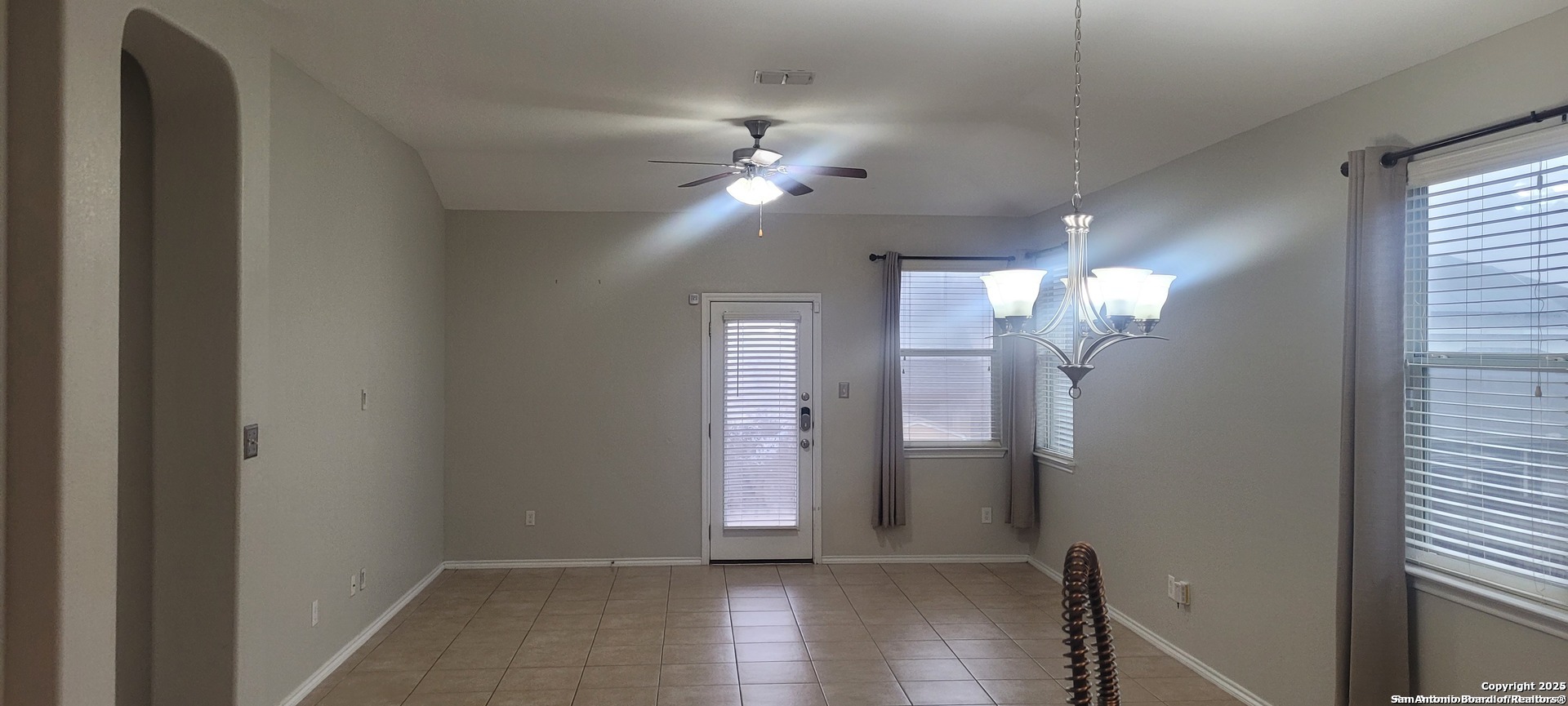 225 Country Vale Cibolo TX 78108