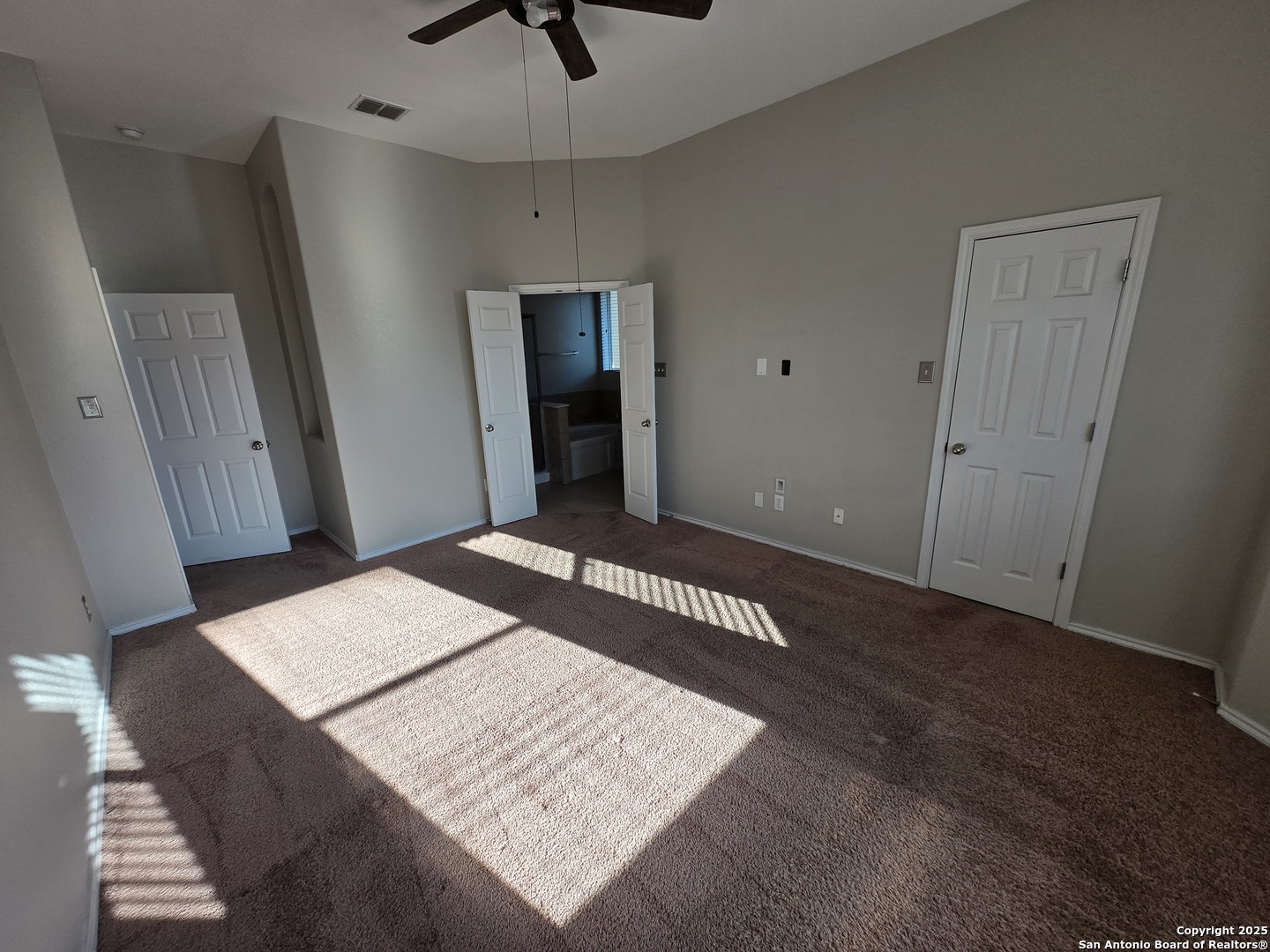 225 Country Vale Cibolo TX 78108