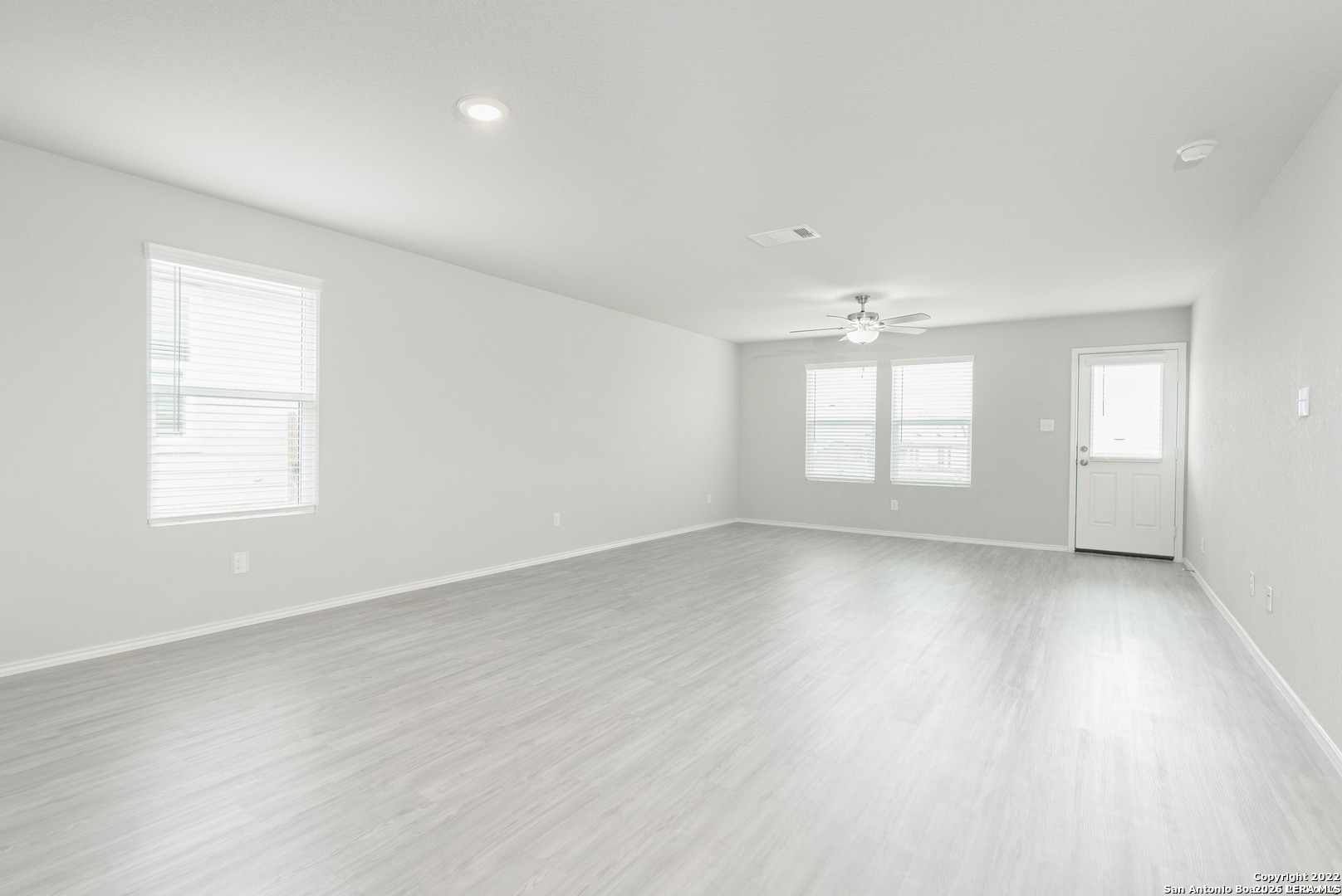 5352 Forbs Bulverde TX 78163
