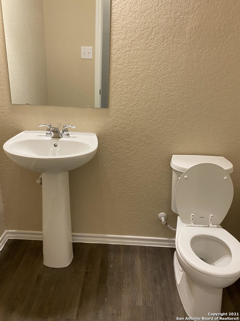 7331 Barlow Grove San Antonio TX 78244