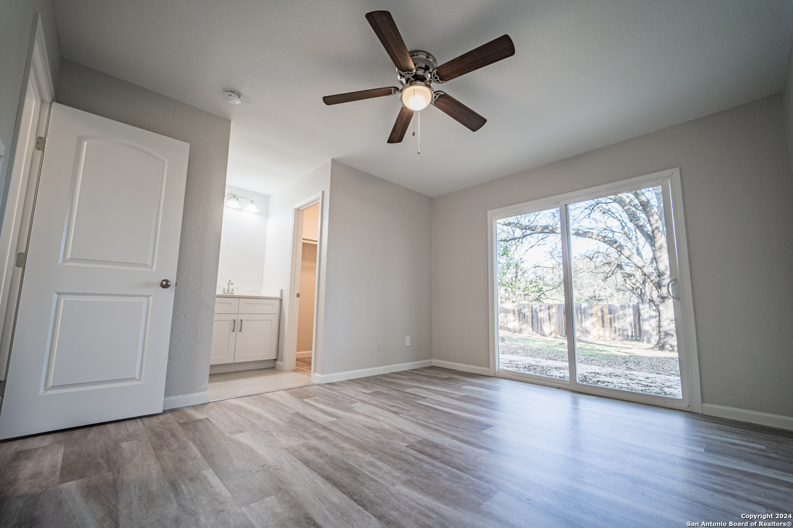 5866 Cliff Path San Antonio TX 78250