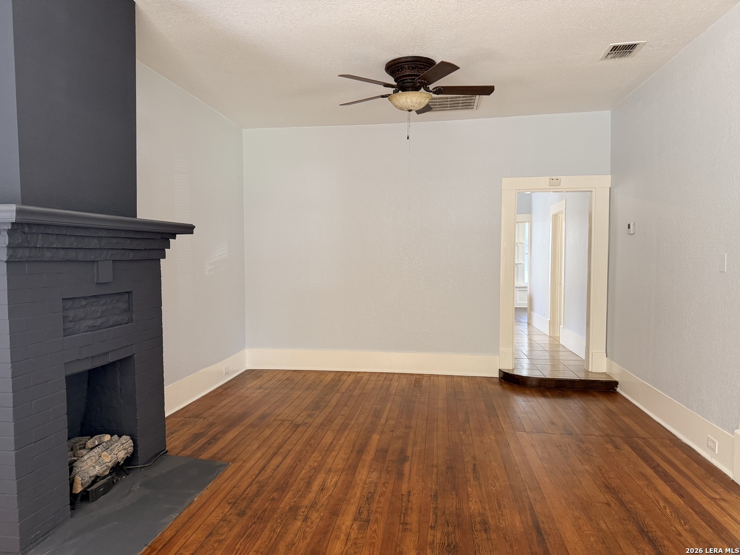 810 E Guenther San Antonio TX 78210